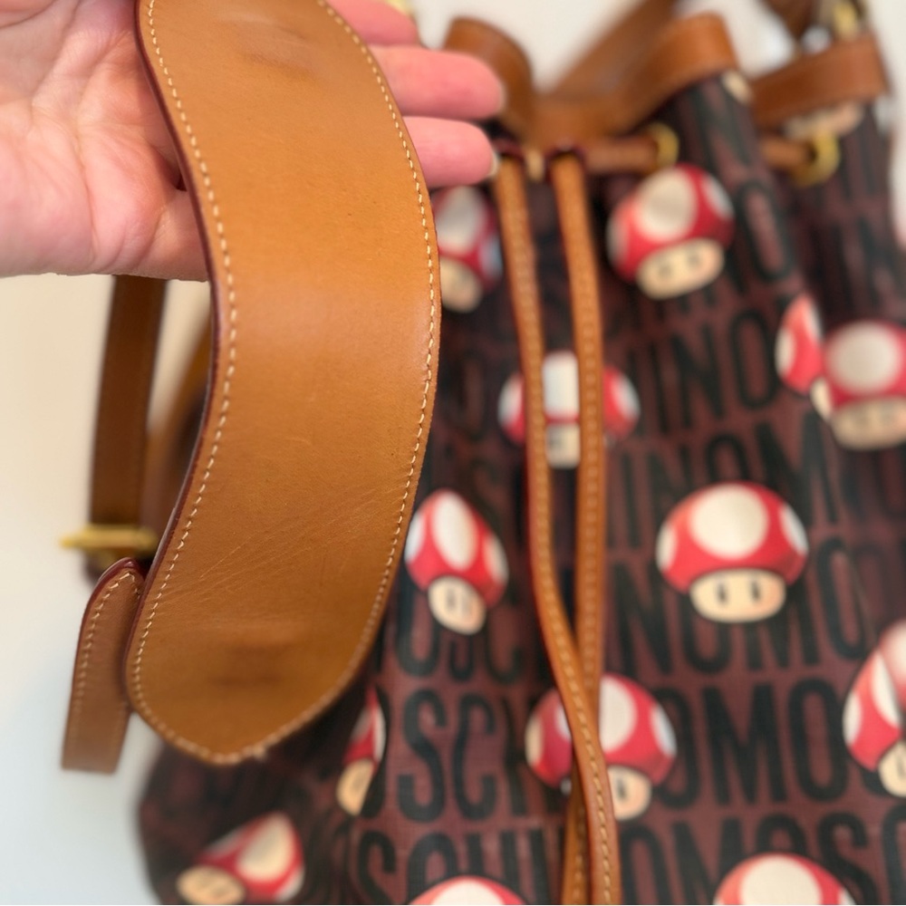 Moschino Couture Jeremy Scott Super Mario Mushroom Bucket Bag Nintendo Rare 1 UP - Picture 5 of 15